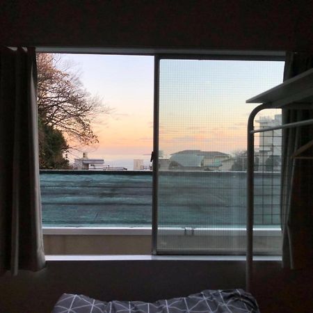 Artbar & Guesthouse Ennova Atami  Zewnętrze zdjęcie