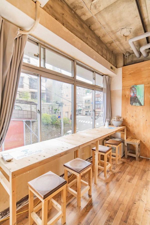 Artbar & Guesthouse Ennova Atami  Zewnętrze zdjęcie