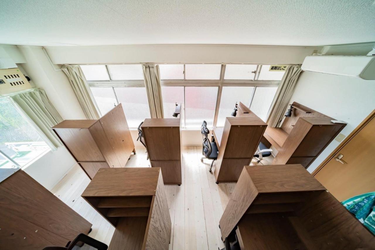 Artbar & Guesthouse Ennova Atami  Zewnętrze zdjęcie