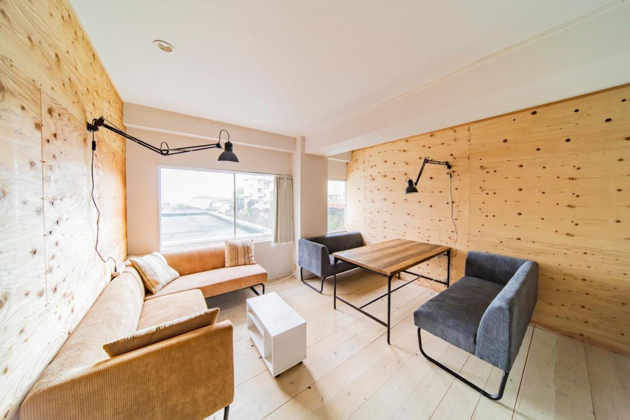 Artbar & Guesthouse Ennova Atami  Zewnętrze zdjęcie